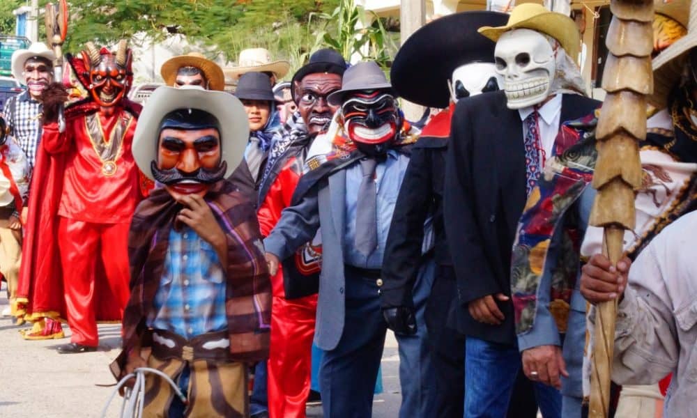 Xantolo la celebración de Día de Muertos de la Huasteca Potosina El