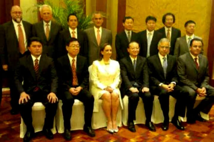 Claudia Ruiz Massieu se reunió con Shao Qiwei, Presidente de la Administración Nacional de Turismo de China y su equipo