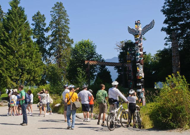 totem03
