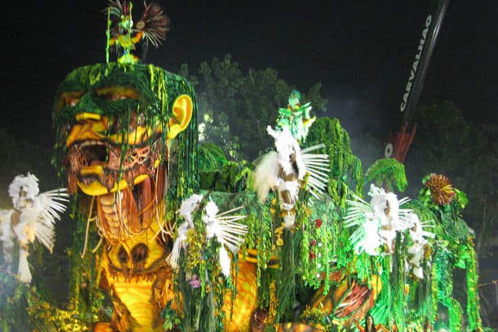 Carrozas en el Carnaval de Río Foto Carnaval.com Studios