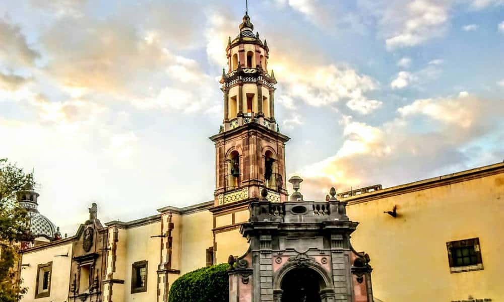 Portada. Iglesia de Santa Clara. Querétaro. Foto My Journey Magazine 3