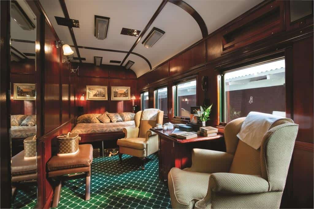 RVR-Royal2b-115