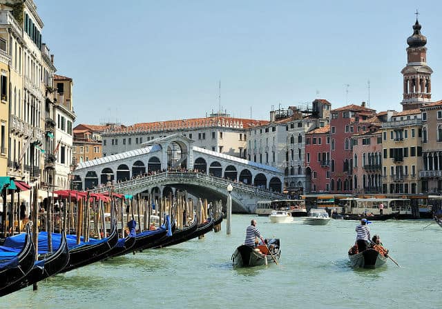 gondola01