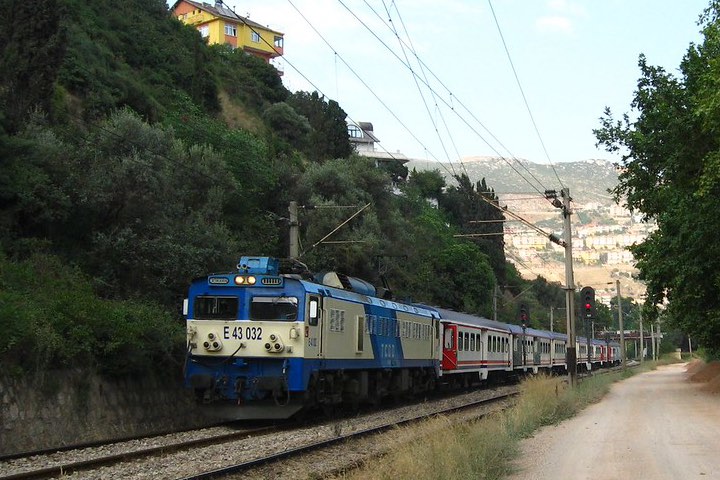 Tren. Foto: senolmutlu