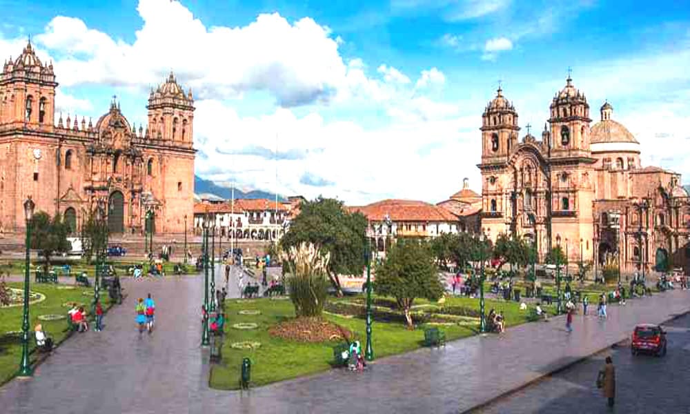 La Plaza De Armas De Cusco Per Es Tan Hermosa Como Majestuosa Portada 