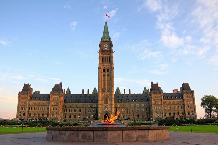building-Ottawa-Parliament