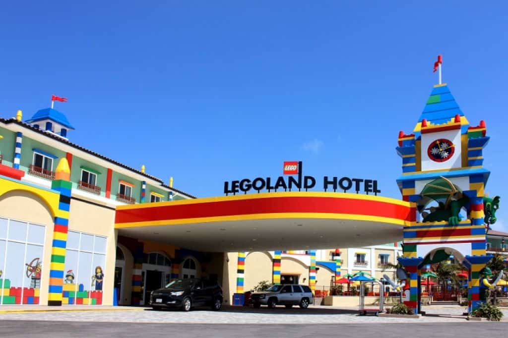 6-Razones-para-hospedarte-en-el-hotel-Legoland