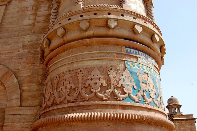 coluna mansigh palacio