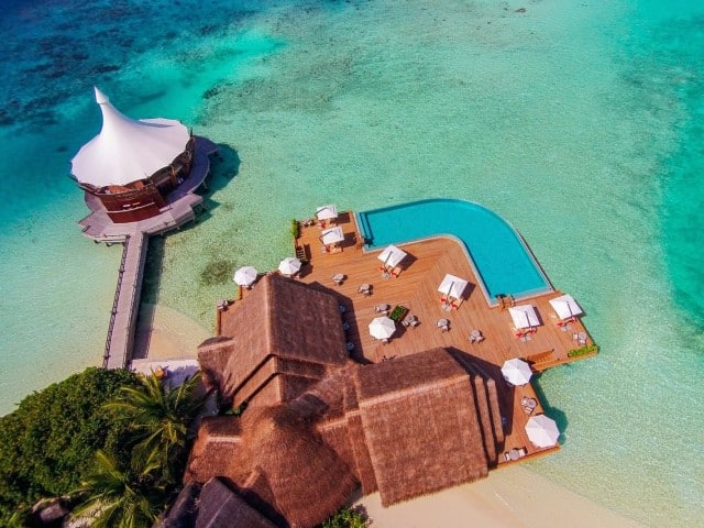 infinity-pool-baros-maldives