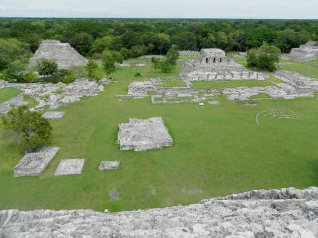 mayapan restos arqueologicos