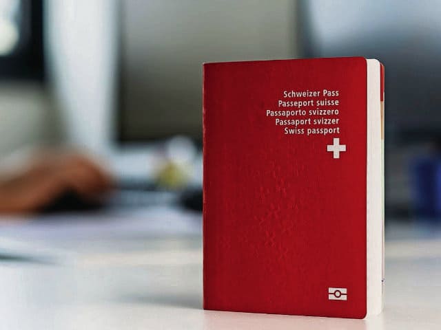 pasaporte suiza
