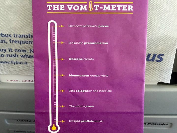 wow air vomitomtro (1)
