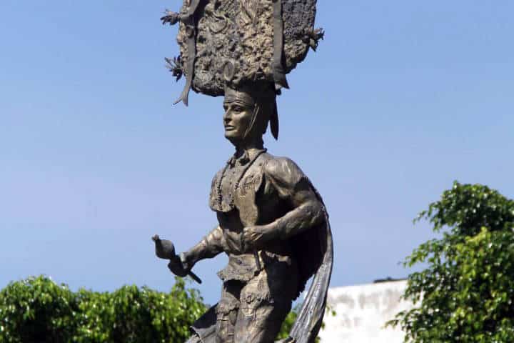 zaachila monumento danza pluma Carlos Roman Velasco