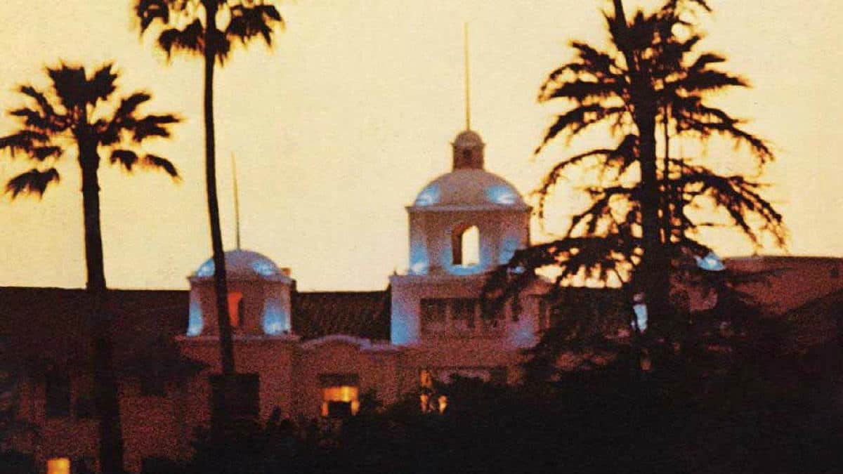 Portada.leyenda del hotel California.Foto.Ultimate Classic Rock