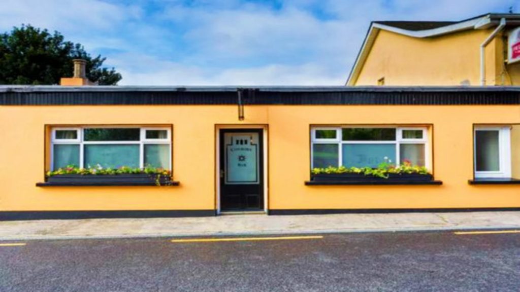 Airbnb Conroys Old Bar en Irlanda. Foto Irish Central.