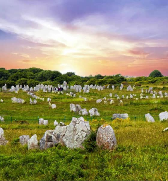 Portada.Megalitos de Carnac.Foto.El Correo
