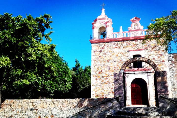 Las-parroquias-son-de-arquitectura-maravillosa-Cosalá-Sinaloa-Foto-Luis-Juarez-13