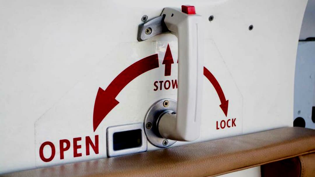 puerta avion