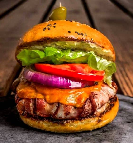 Comer rico y barato en Playa del Carmen Mu Burgerhouse