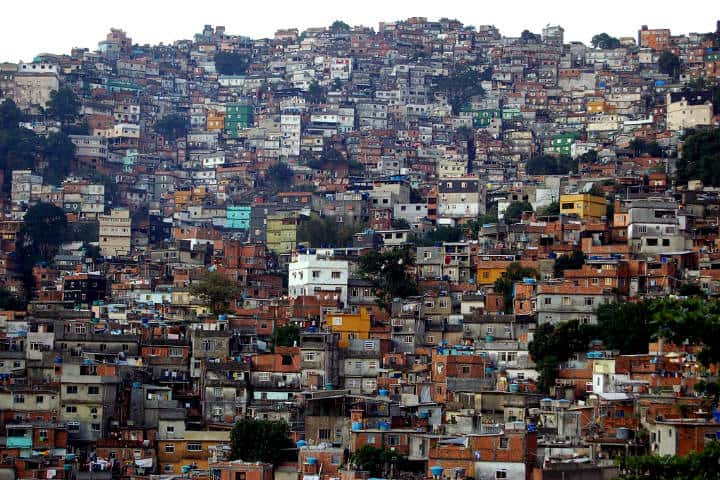 Favela en Rio de Janeiro Brasil Foto MetamorFoseA