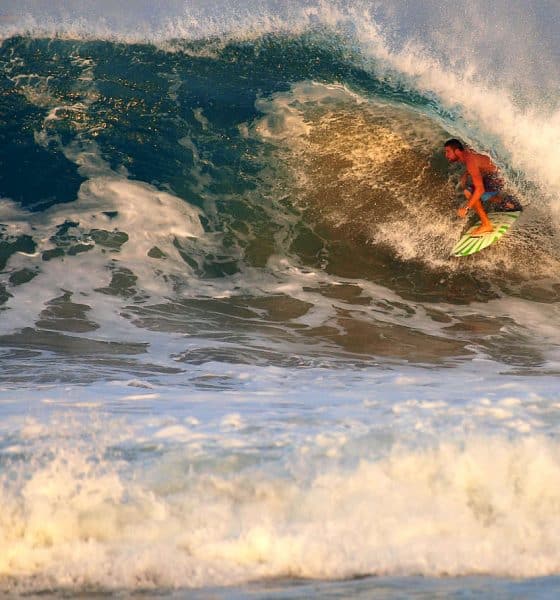 portada Playa Zicatela Oaxaca Foto Bryce Bradford