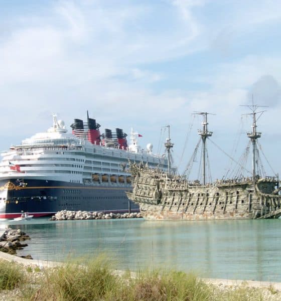 Disney Wonder Foto. Flickr
