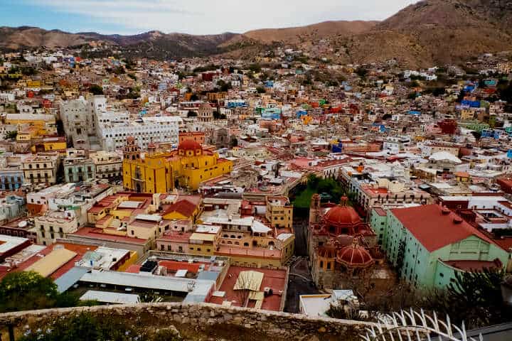Guanajuato, sede de la leyenda del callejón del beso Foto: Hansol
