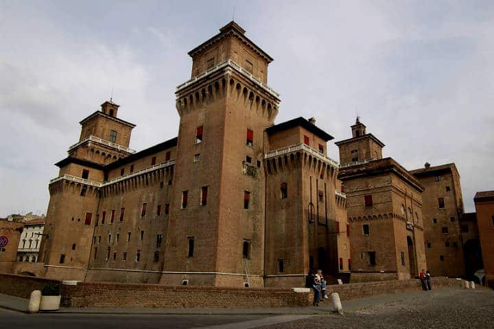 el Castello Estense. Foto elvum