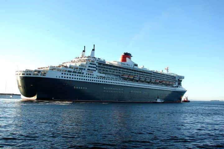 Queen Mary 2 Foto Ian Barbour