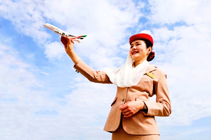 Tripulación femenina en Emirates.