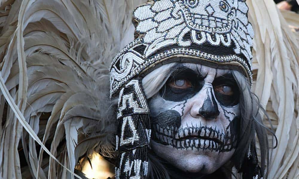 Festival de Día de Muertos Portada Foto Rosemary Miklitsch