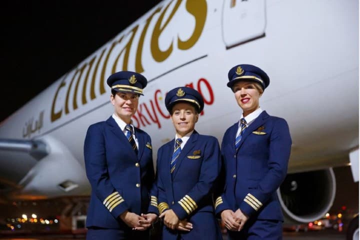 Tripulación de mujeres Foto: Emirates Airlines