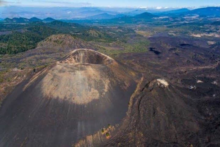 Volcán Paricutín Foto Archivo
