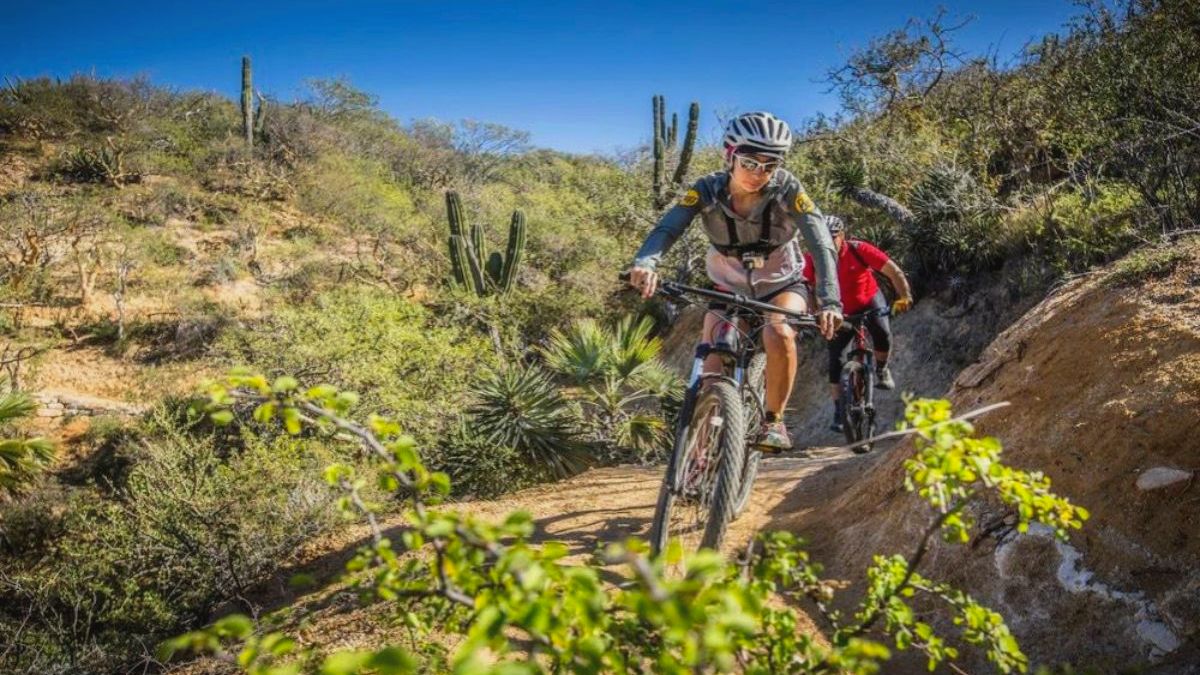 Ciclismo de montaña en Baja California Sur. Foto: Rancho Cacachilas