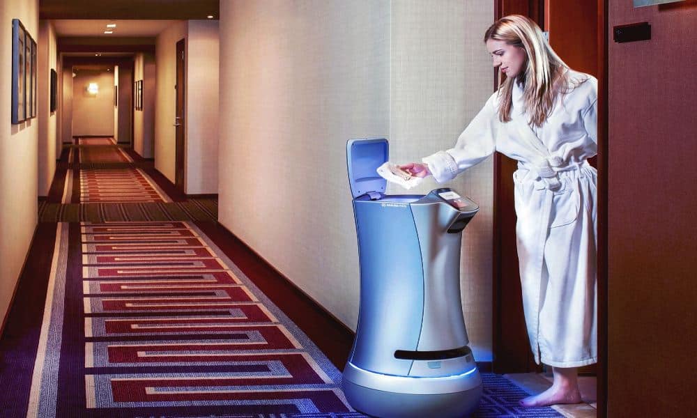 Robot de room service Foto: telegraph.co.uk