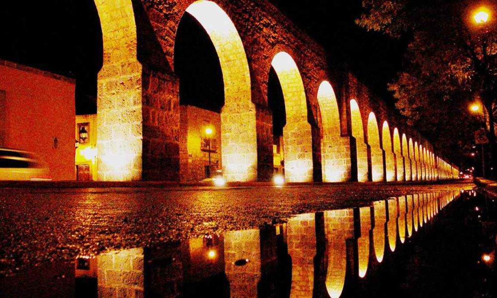 ¿Cómo llegar a Morelia? Ciudad Patrimonio de México El Souvenir