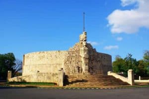 Un Recorrido por Paseo de Montejo en Mérida. | El Souvenir