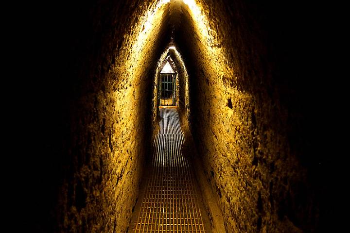 Son 280 metros de túneles iluminados para el público. Foto: Victor Manuel Gómez G.