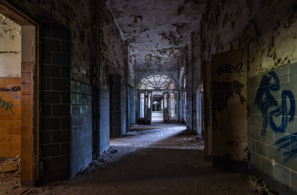 No cabe duda que Beelitz-Heilstäten es un sitio de miedo... Foto: Ies Johnstone
