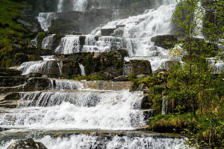 Cascada Tvindefossen. Foto: dconvertini