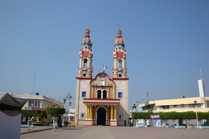 Iglesia foto wikipedia