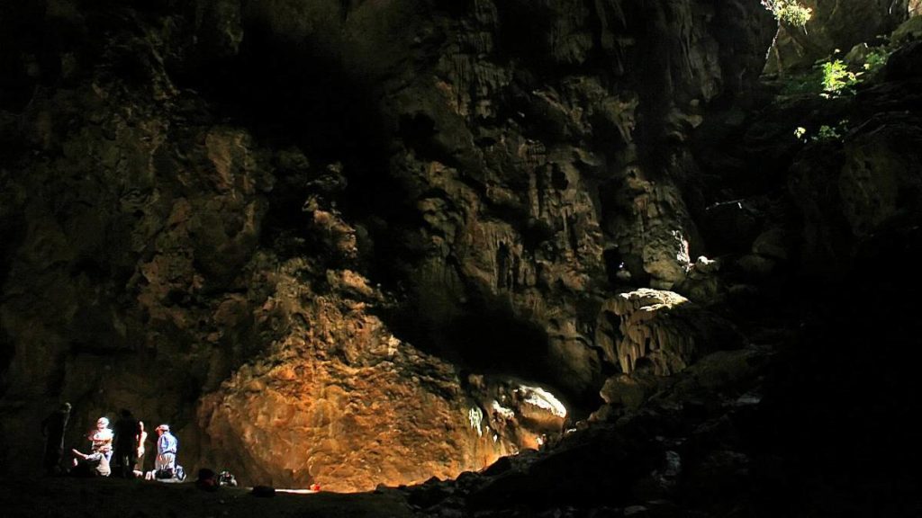 No dejes de conocer la famosa Cueva de los Riscos. Foto: Pablo Leautaud