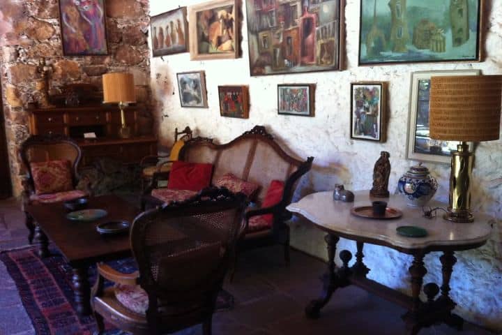 Arte en todas las paredes de la Casa Museo Gene Byron en Guanajuato. Foto: Sonic Boom