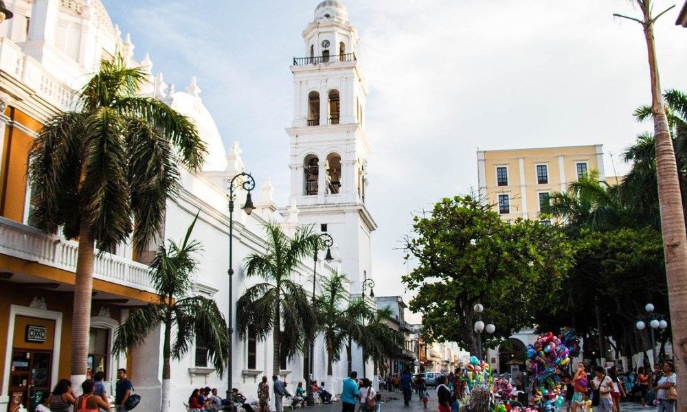 Barrio De La Huaca En Veracruz ¡Sones, Colores Y Danzones! | El Souvenir