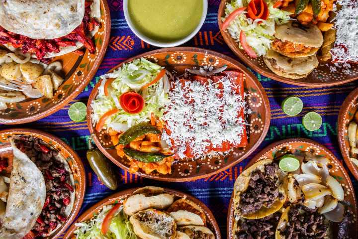 Antojitos mexicanos en ferias y fiestas Foto: Uber eats