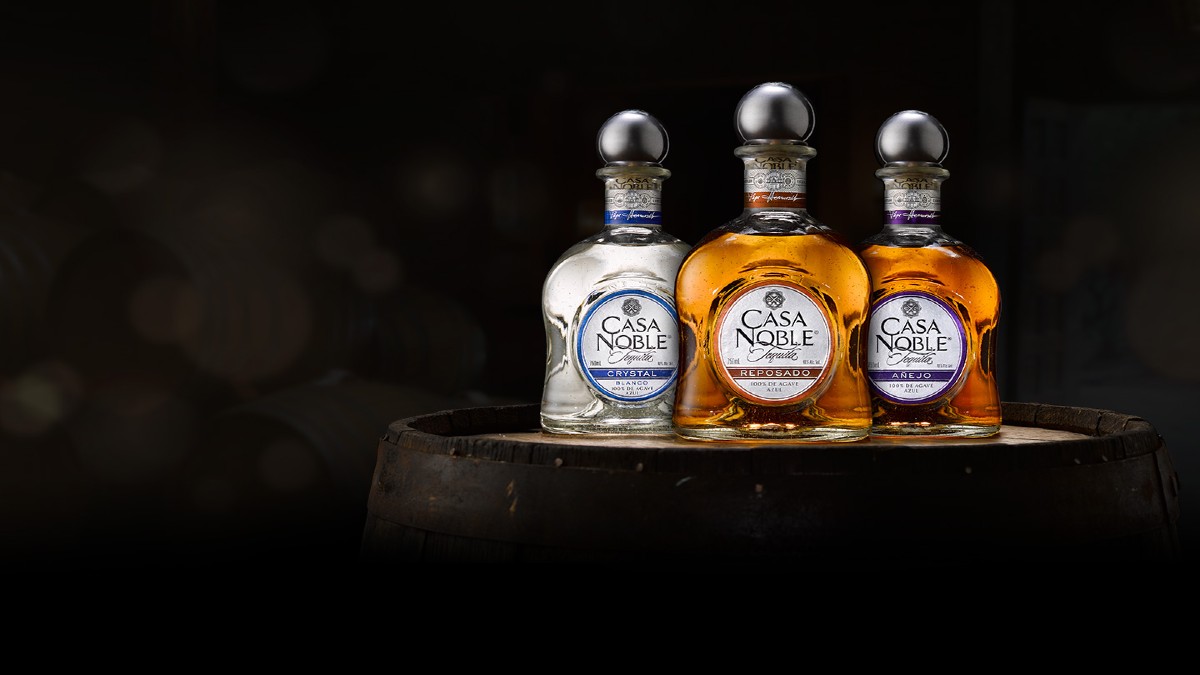 Tequila de la Hacienda Tequilera Casa Noble, Jalisco: sabores llenos de  historia y perseverancia | El Souvenir