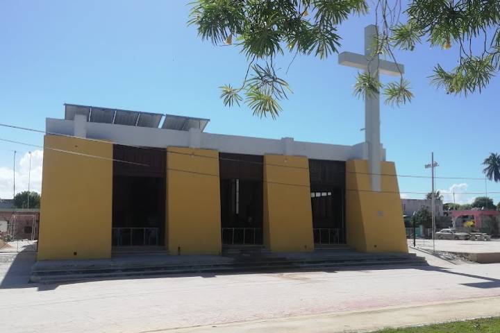 Iglesia de Sisal - Foto Luis Juárez J.