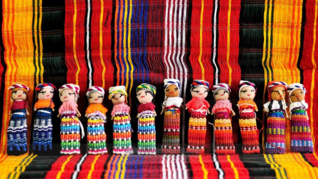 Muñequitas Quitapenas, un ritual de Chiapas y Guatemala | El Souvenir