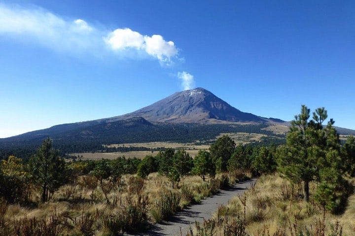 Vista-del-volcan-camino-amecameca-Foto-por-Paso-de-cortes-fotos-de-Mexico-1