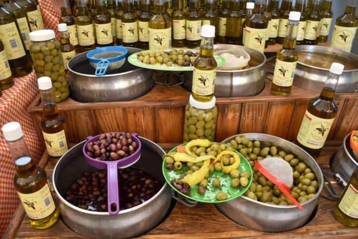 Feria de la alegría y el olivo
